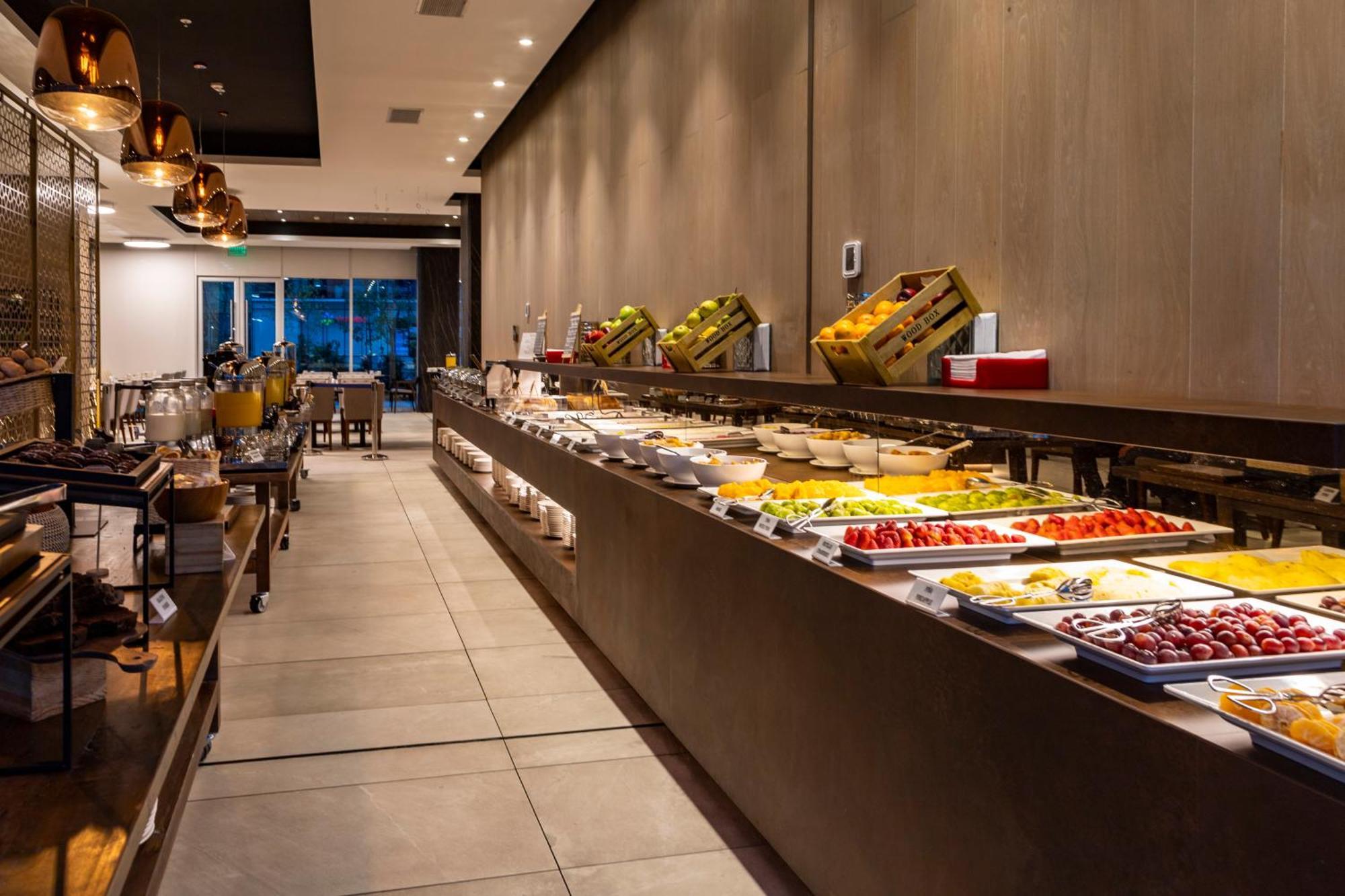 Best Western Premier Marina Las Condes Сантьяго Екстер'єр фото